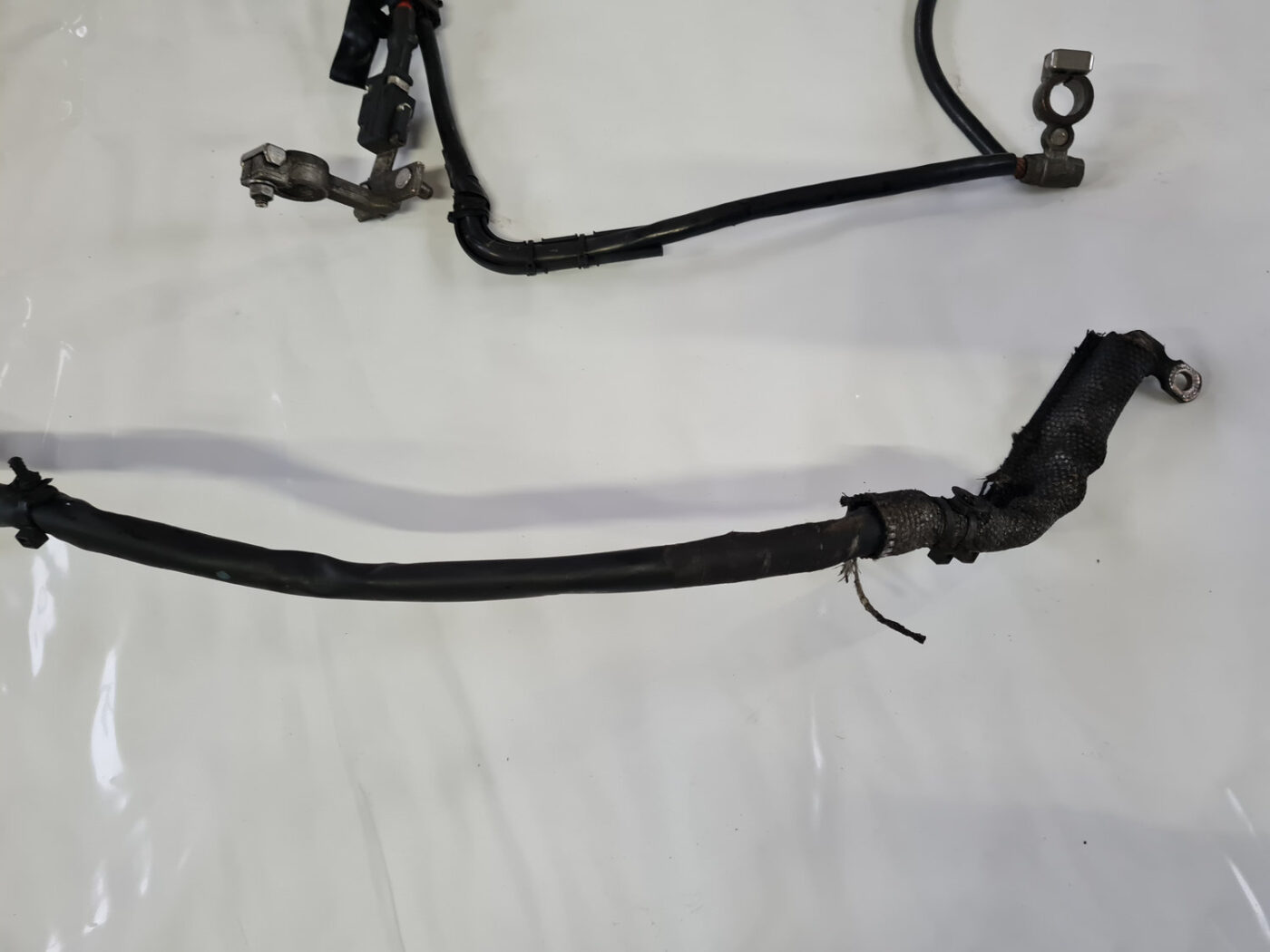 Akumulatora elektroinstalācija priekš VOLVO C30 2009 17 Akumulatora elektroinstalācija priekš VOLVO C30 2009