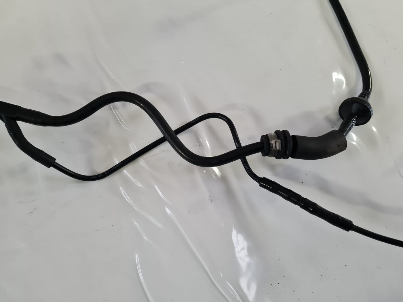 Vakuuma bremžu pastiprinātāja caurule priekš VOLVO C30 2009