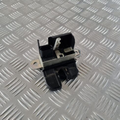 Bagāžnieka vāka slēdzene priekš VW GOLF 6 2011