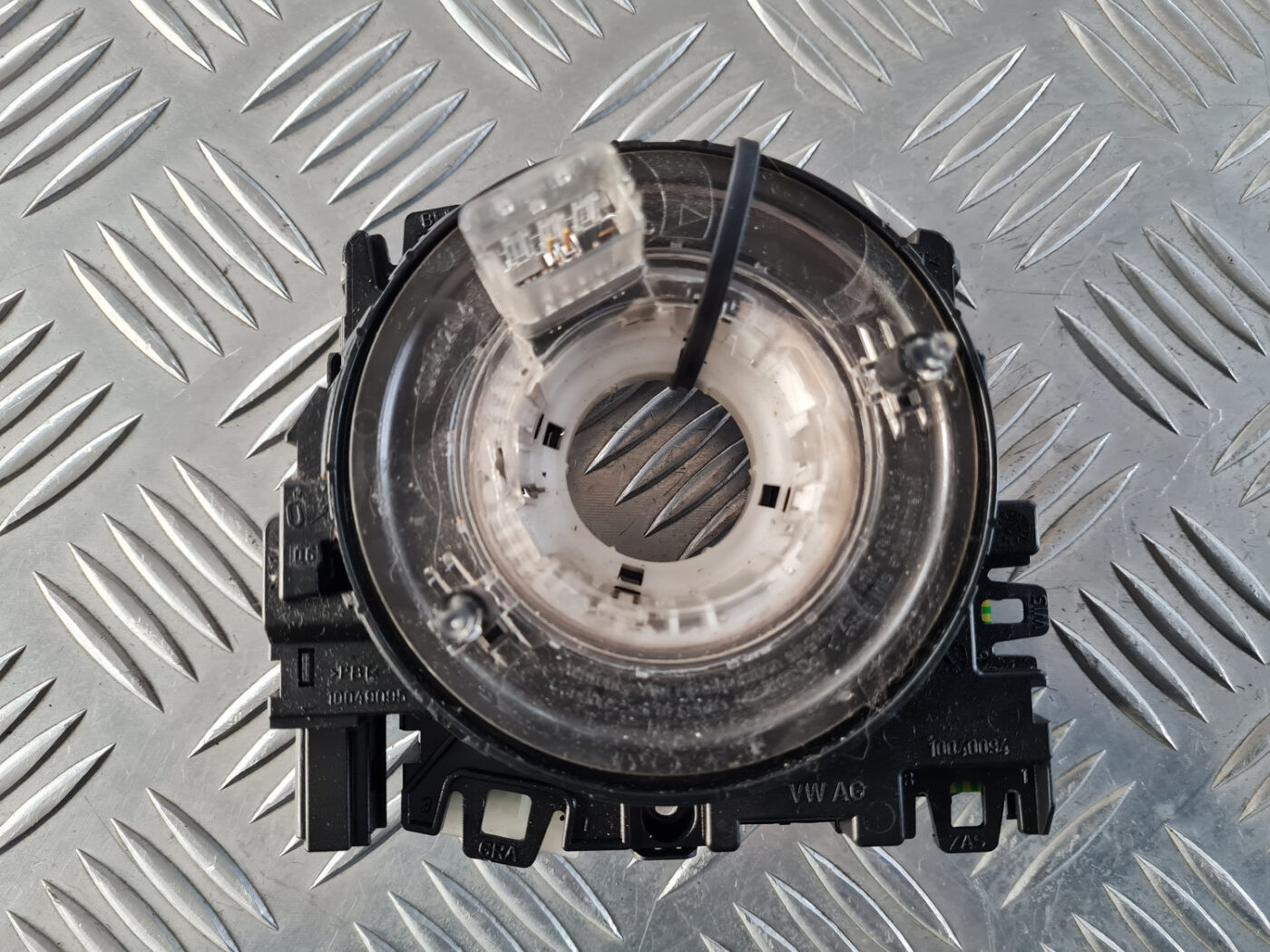 Drošības spilvena slīdgredzens priekš VW GOLF 6 2011