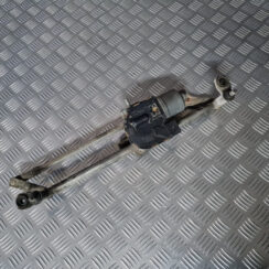 Vējstikla tīrīšanas mehānisms priekš VW GOLF 6 2011