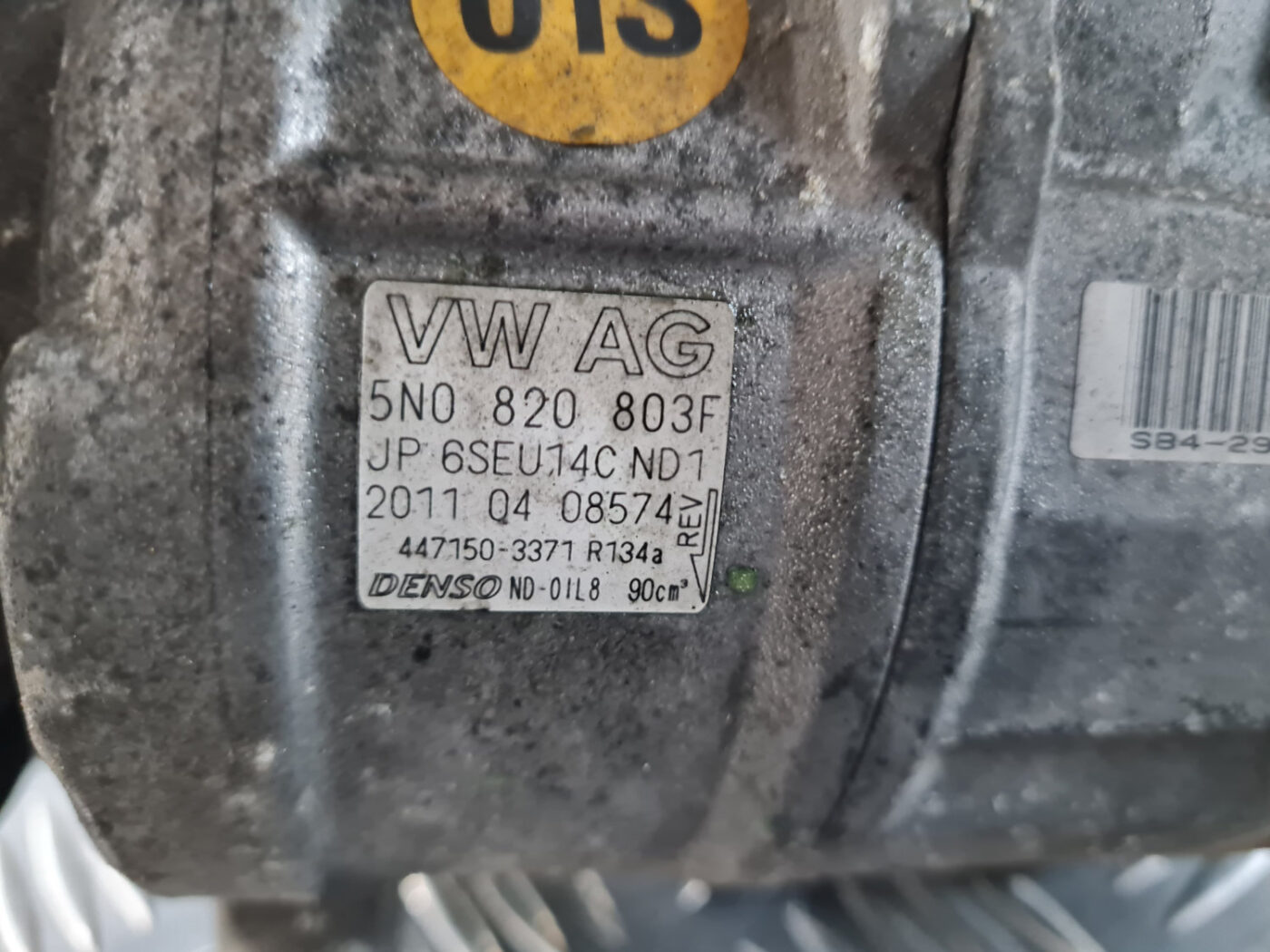 Gaisa kondicioniera kompresors priekš VW GOLF 6 2011 10 Gaisa kondicioniera kompresors priekš VW GOLF 6 2011