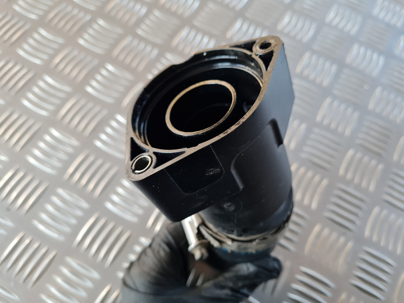 Turbīnas caurule priekš VW GOLF 6 2011