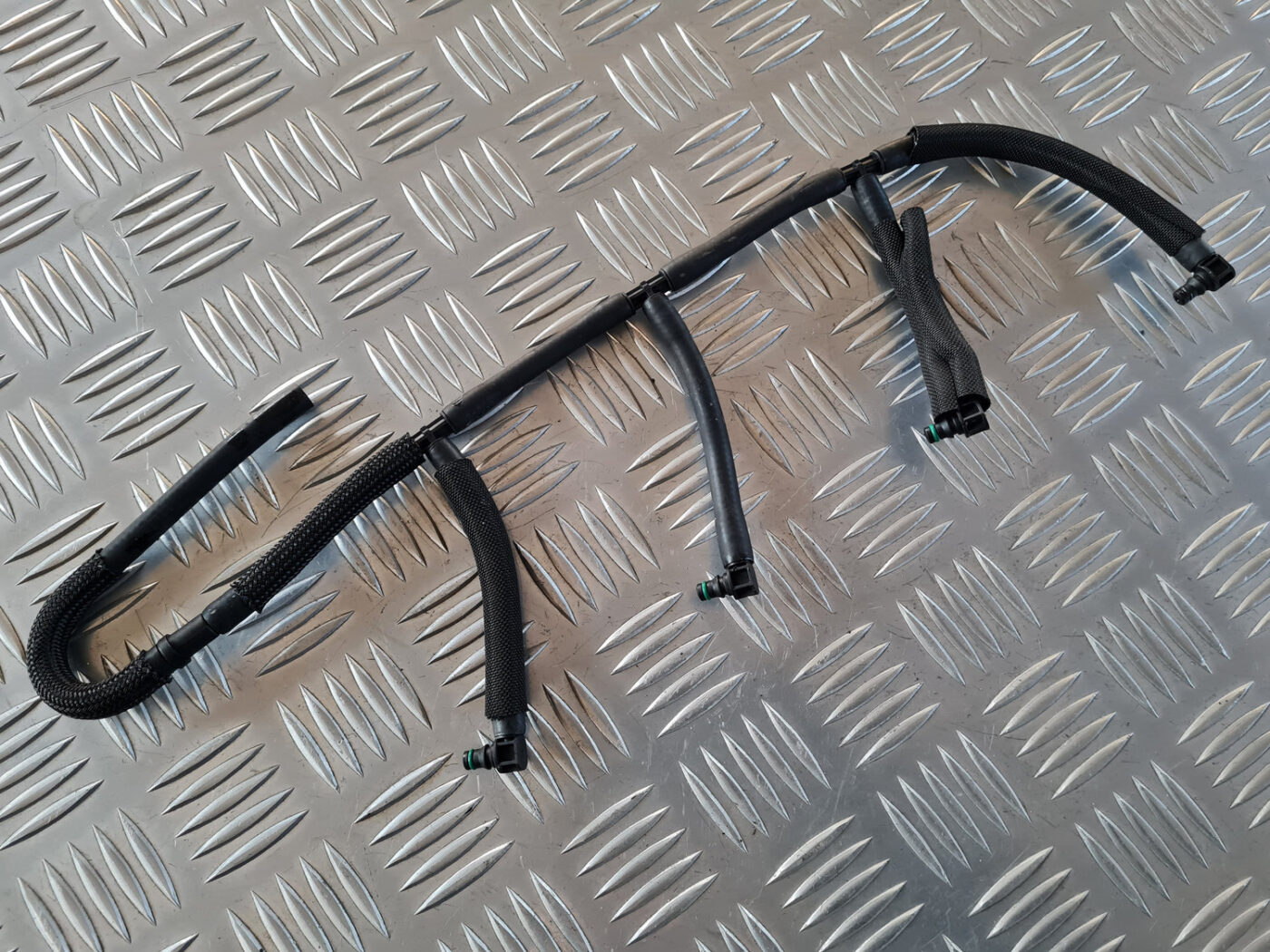 Degvielas atgriešanas caurule priekš VW GOLF 6 2011 2 Degvielas atgriešanas caurule priekš VW GOLF 6 2011