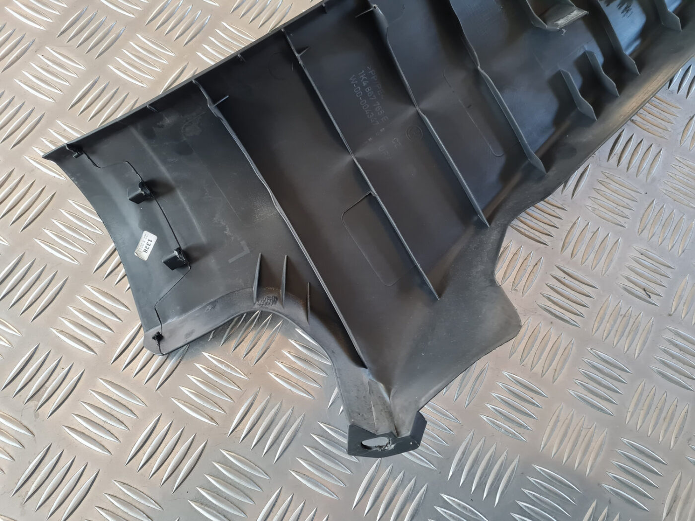 Aizmugurējo sēdekļu daļa priekš VW GOLF 6 2011 5 Aizmugurējo sēdekļu daļa priekš VW GOLF 6 2011