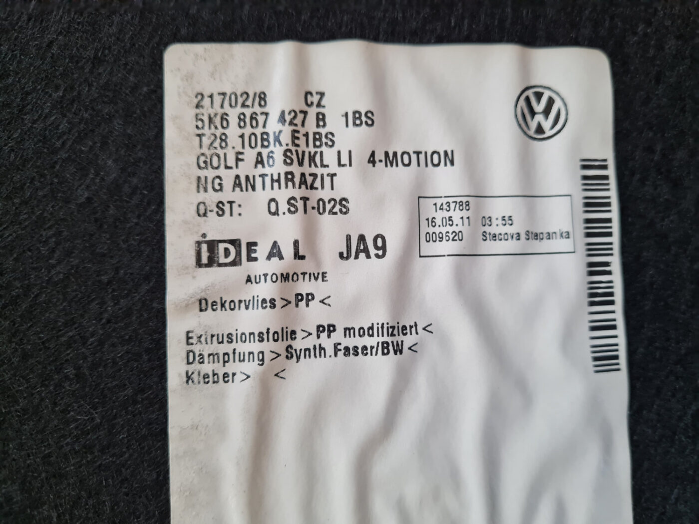 Bagāžnieka nodalījuma sānu apdare priekš VW GOLF 6 2011 3 Bagāžnieka nodalījuma sānu apdare priekš VW GOLF 6 2011