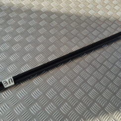 Durvju stikla moldings priekš VW GOLF 6 2011