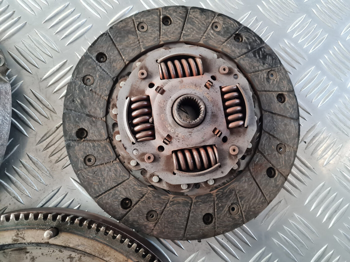 Sajūga komplekts priekš VW GOLF 6 2011 18 Sajūga komplekts priekš VW GOLF 6 2011