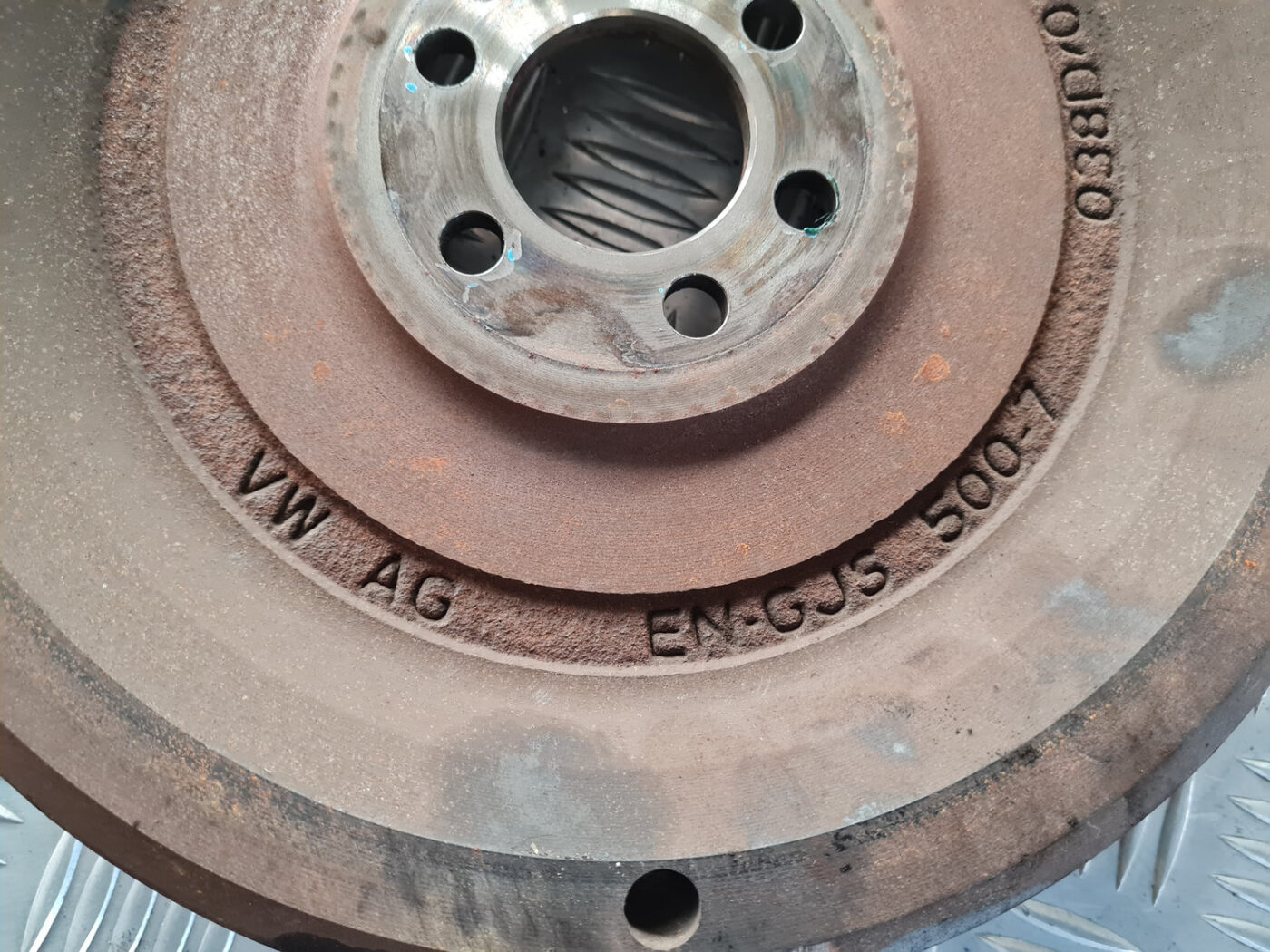 Sajūga komplekts priekš VW GOLF 6 2011 5 Sajūga komplekts priekš VW GOLF 6 2011