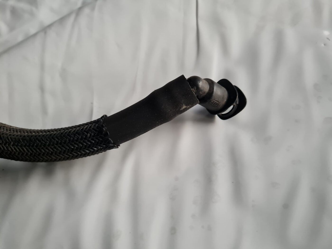 Lukturu mazgātāja sprauslas šļūtene priekš VW GOLF 6 2011 10 Lukturu mazgātāja sprauslas šļūtene priekš VW GOLF 6 2011