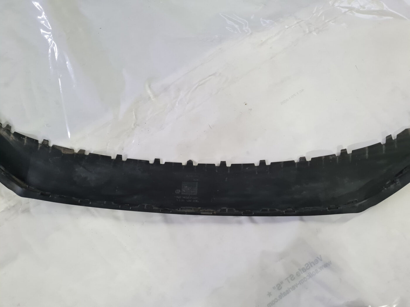 Bufera spoileris priekš VW GOLF 6 2011