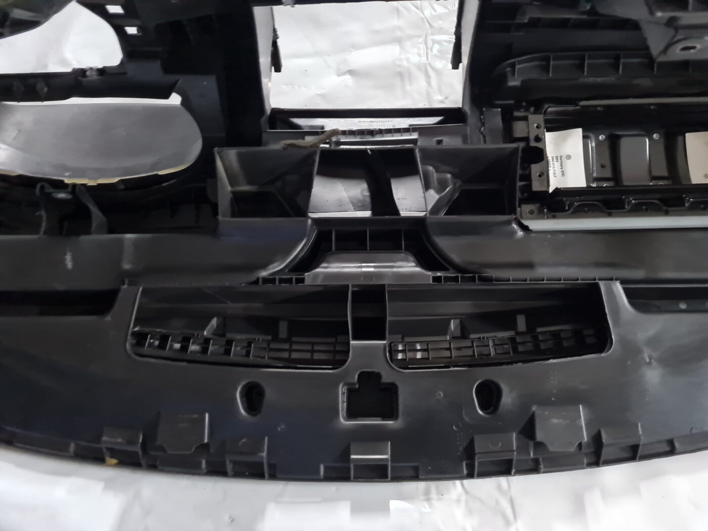 Mērinstrumentu panelis priekš VW GOLF 6 2011 7 Mērinstrumentu panelis priekš VW GOLF 6 2011