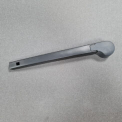 Aizmugurējā loga tīrītāja slotiņa priekš VW GOLF 6 2011